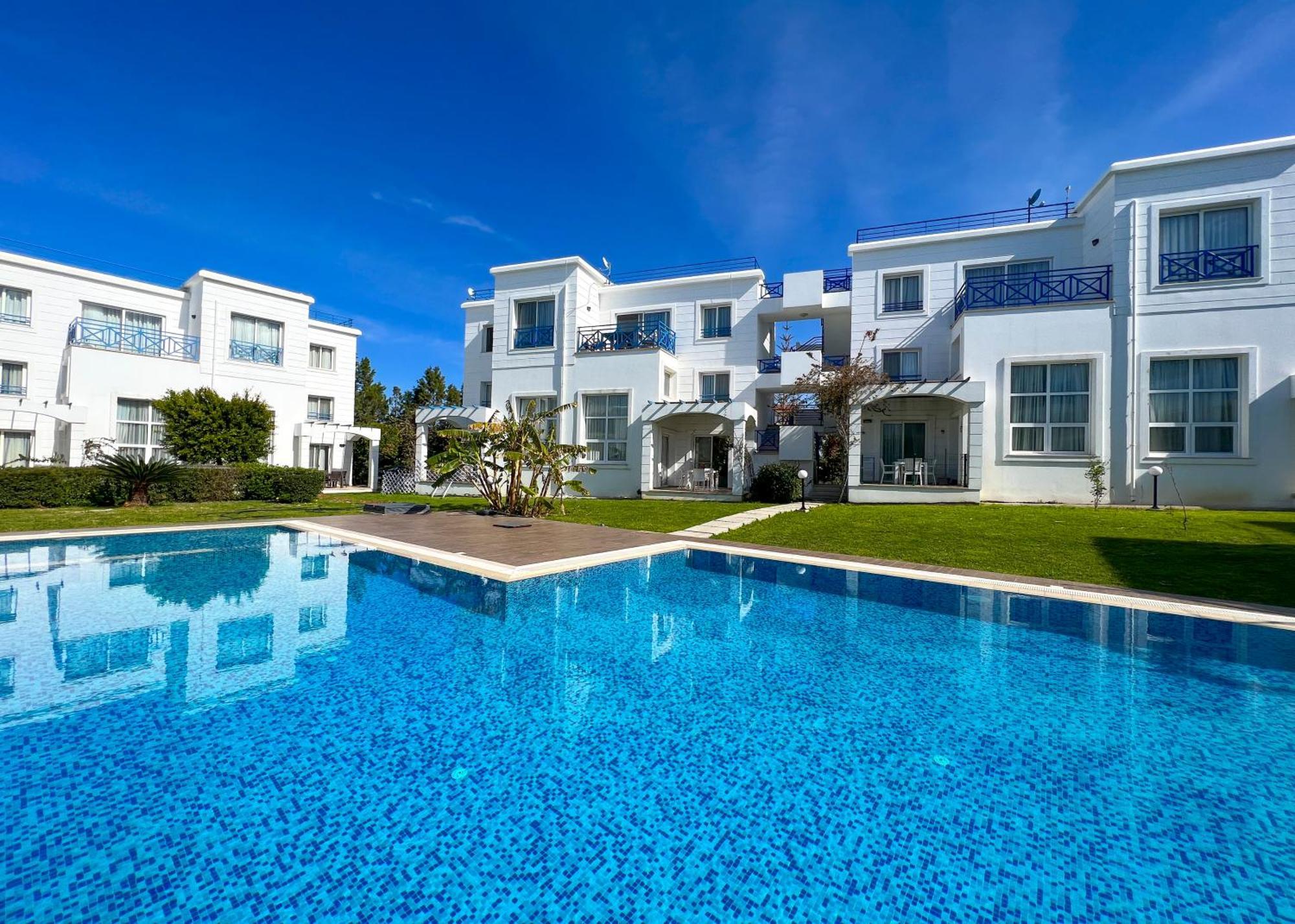 Garden Loft Apt With Pool In Alsancak Kyrenia Kyrenia  Extérieur photo