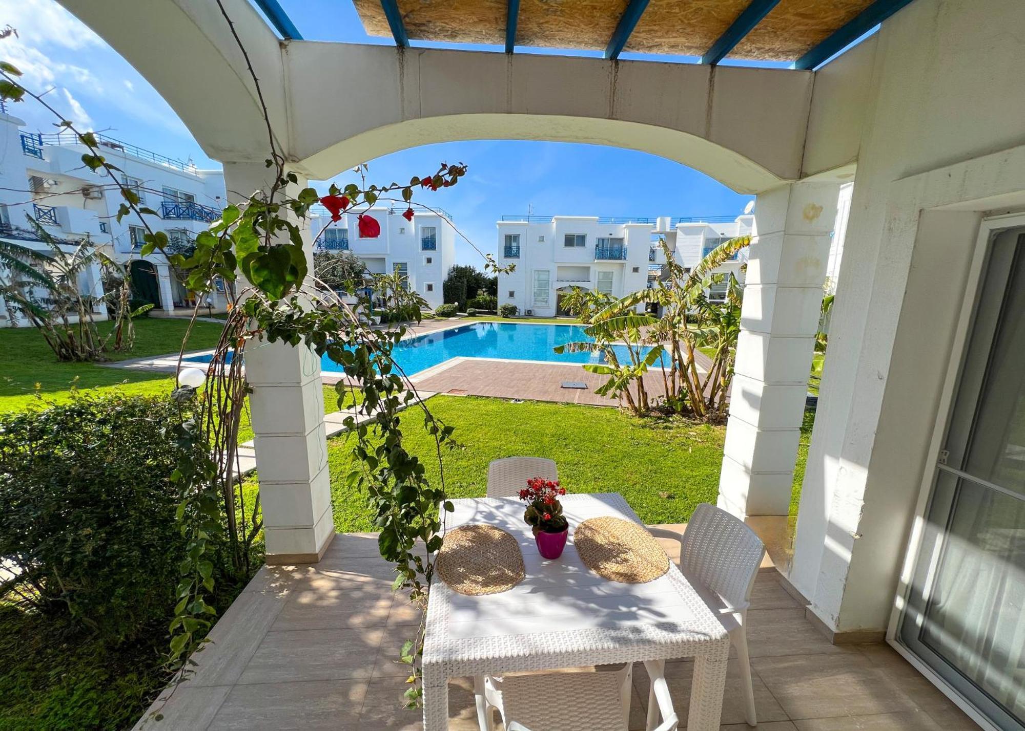 Garden Loft Apt With Pool In Alsancak Kyrenia Kyrenia  Extérieur photo